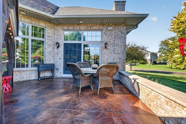 25118 W McMillin Drive, Channahon, IL 60410