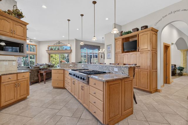 25118 W McMillin Drive, Channahon, IL 60410