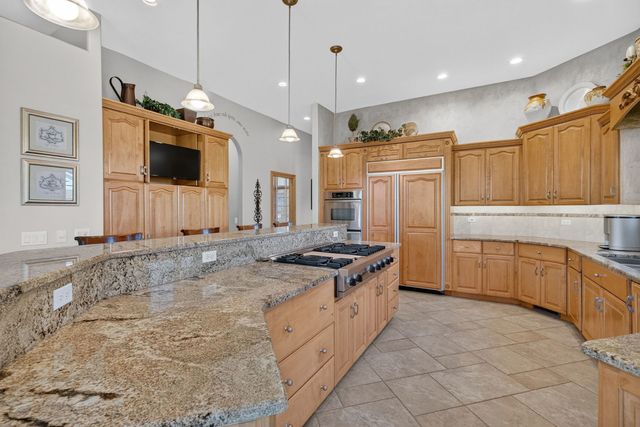 25118 W McMillin Drive, Channahon, IL 60410