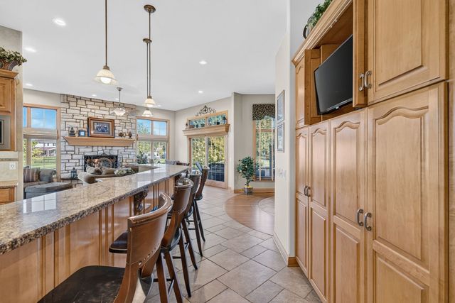 25118 W McMillin Drive, Channahon, IL 60410