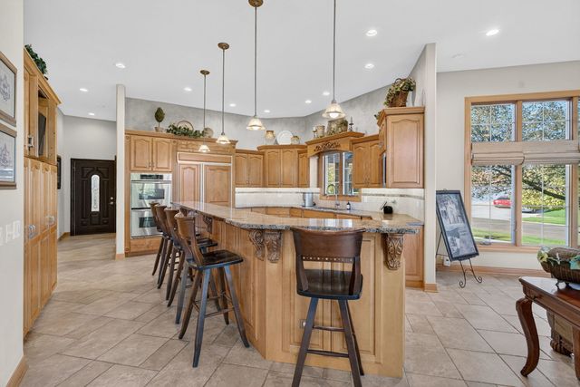 25118 W McMillin Drive, Channahon, IL 60410