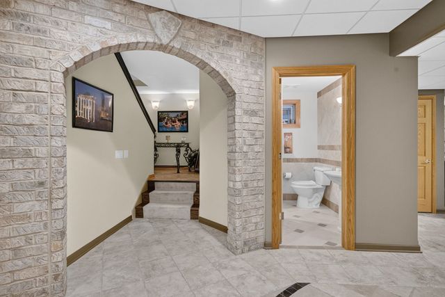 25118 W McMillin Drive, Channahon, IL 60410