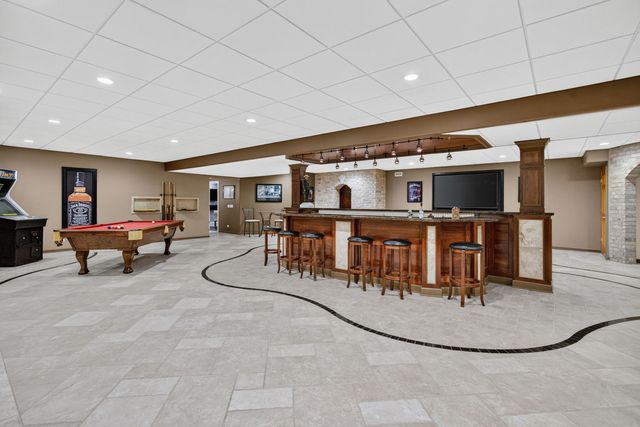 25118 W McMillin Drive, Channahon, IL 60410