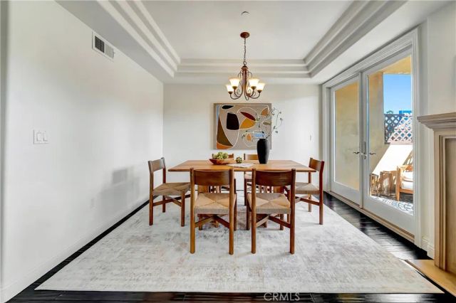 12044 Hoffman Street 303, Studio City, CA 91604