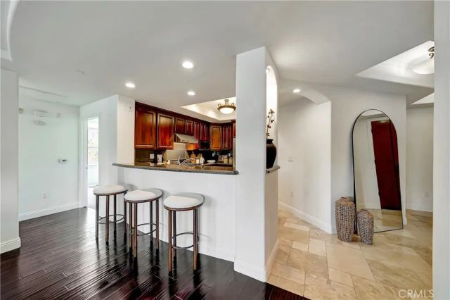 12044 Hoffman Street 303, Studio City, CA 91604