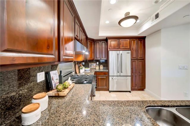 12044 Hoffman Street 303, Studio City, CA 91604