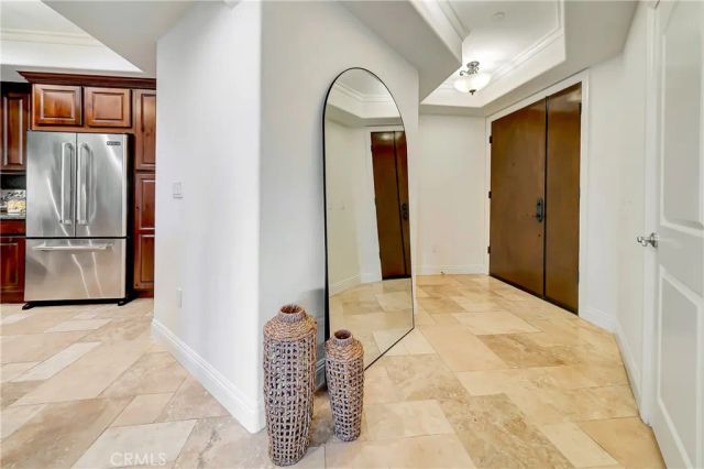 12044 Hoffman Street 303, Studio City, CA 91604