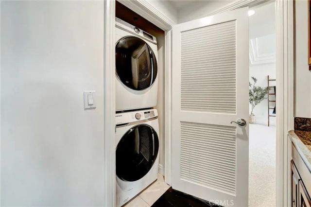 12044 Hoffman Street 303, Studio City, CA 91604