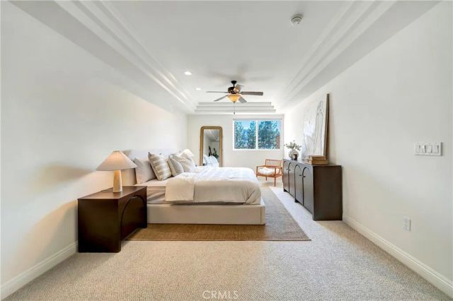 12044 Hoffman Street 303, Studio City, CA 91604