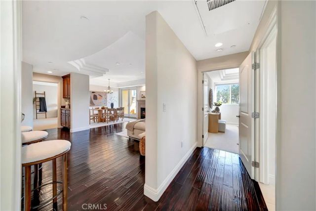 12044 Hoffman Street 303, Studio City, CA 91604
