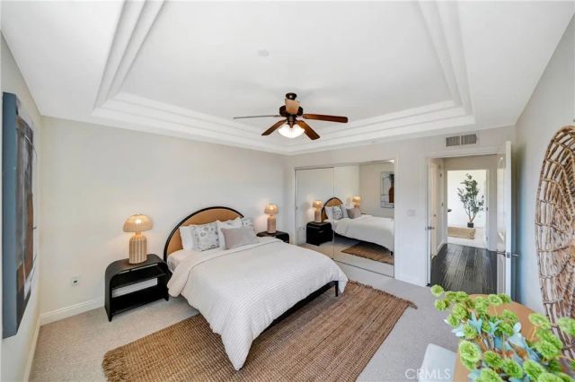 12044 Hoffman Street 303, Studio City, CA 91604