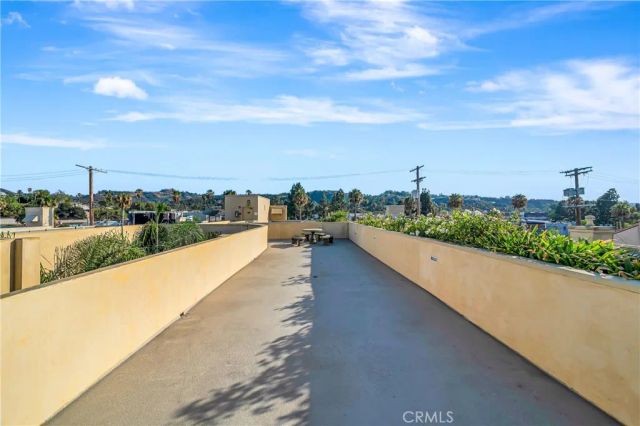 12044 Hoffman Street 303, Studio City, CA 91604