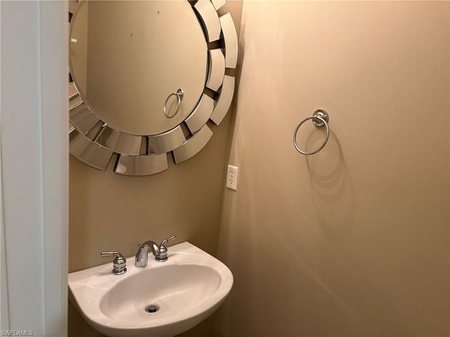 5670 Chelsey LN # 101, Fort Myers, FL 33912