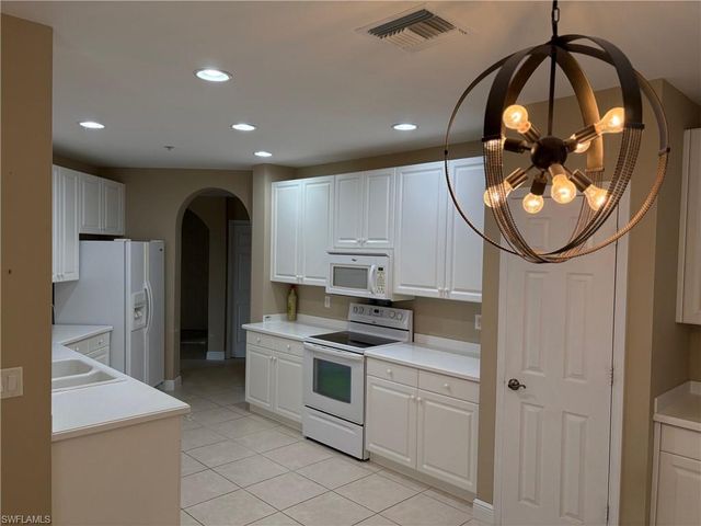 5670 Chelsey LN # 101, Fort Myers, FL 33912