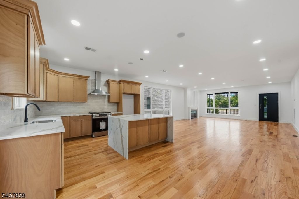 1800 Lawrence St, Rahway City, NJ 07065 — photo 5