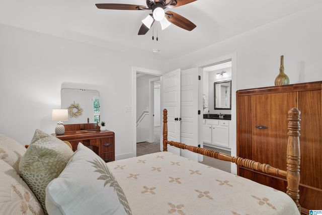 1026 PARKMONT WAY, Chelsea, AL 35043