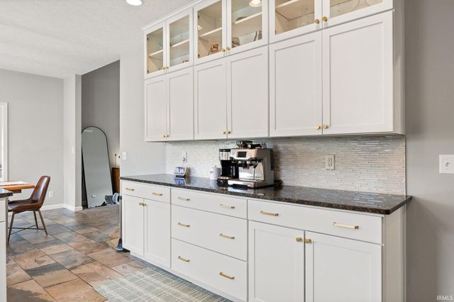 6095 Macleod Court, West Lafayette, IN 47906