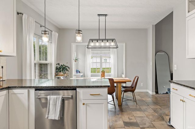 6095 Macleod Court, West Lafayette, IN 47906