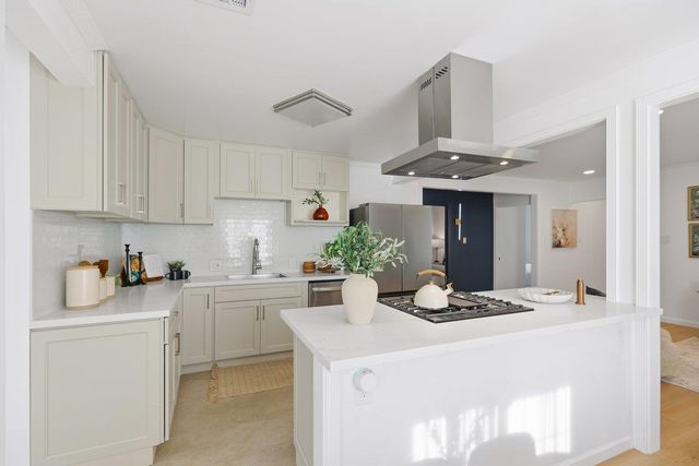 124 Cherry Avenue, South San Francisco, CA 94080