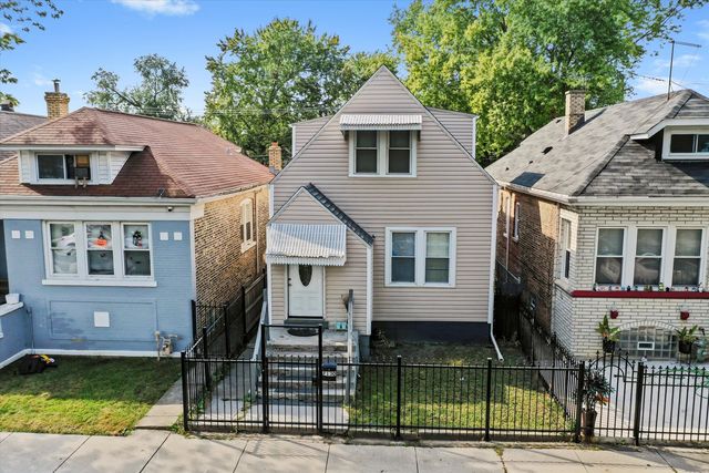 7130 S Seeley Avenue, Chicago, IL 60636