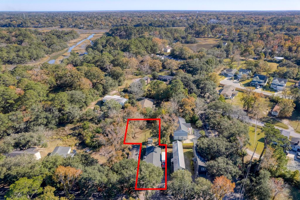 1977 Central Park Road, James Island, SC 29412