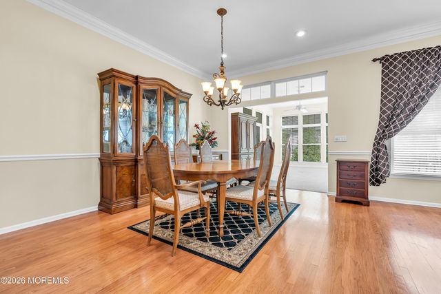 23 Summerwinds Drive, Lakewood, NJ 08701