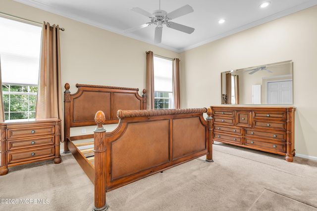 23 Summerwinds Drive, Lakewood, NJ 08701