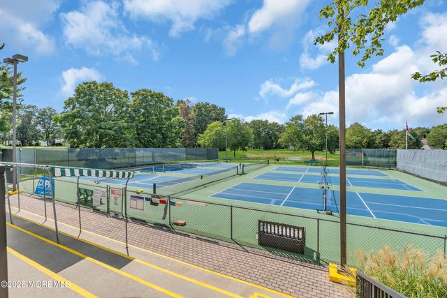 23 Summerwinds Drive, Lakewood, NJ 08701