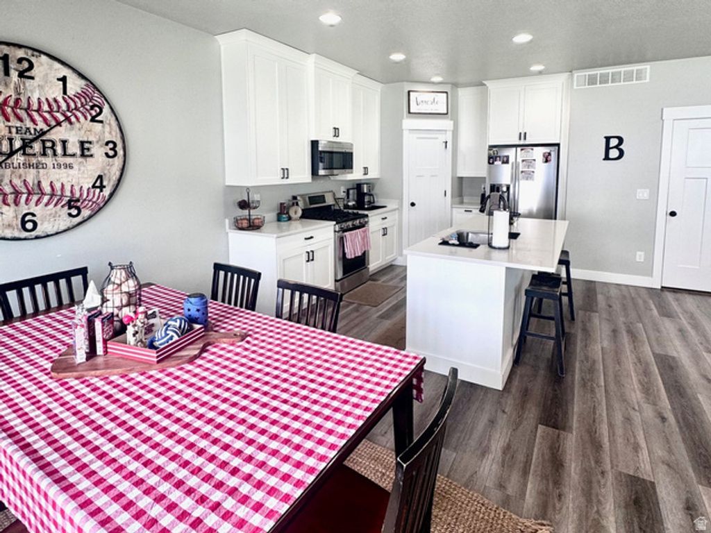 Image 21 of property listing at 992 N 600 E, Morgan, UT 84050