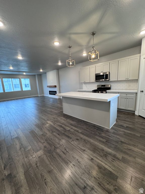 699 E RYEGRASS DR, Eagle Mountain, UT 84005 — photo 2