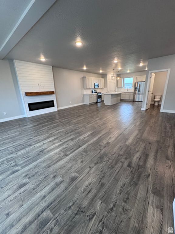 699 E RYEGRASS DR, Eagle Mountain, UT 84005 — photo 3