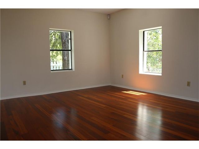 1166 Ridgeway DR, Austin, TX 78702