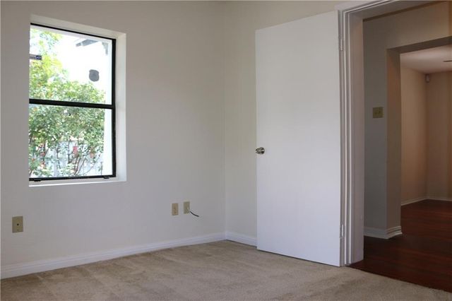 1166 Ridgeway DR, Austin, TX 78702