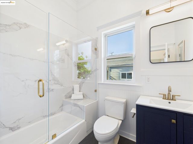 2602 Adeline St, Oakland, CA 94607