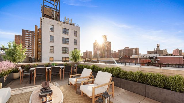 76 W 105TH Street PH, New York City, NY 10025