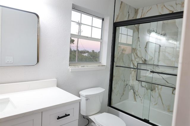 3906 28TH STREET SW, Lehigh Acres, FL 33976