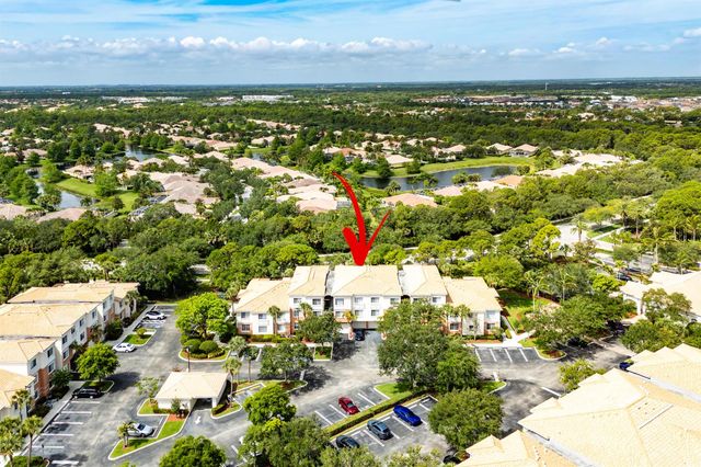 1208 E Myrtlewood Cir Circle E, Palm Beach Gardens, FL 33418