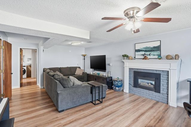 10215 N Woodridge Dr, Spokane, WA 99208