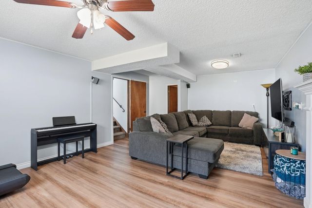 10215 N Woodridge Dr, Spokane, WA 99208