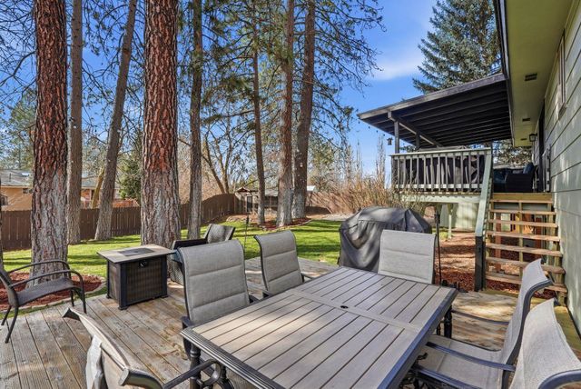 10215 N Woodridge Dr, Spokane, WA 99208