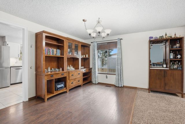 10215 N Woodridge Dr, Spokane, WA 99208