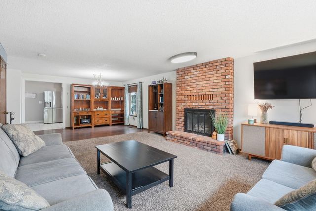 10215 N Woodridge Dr, Spokane, WA 99208