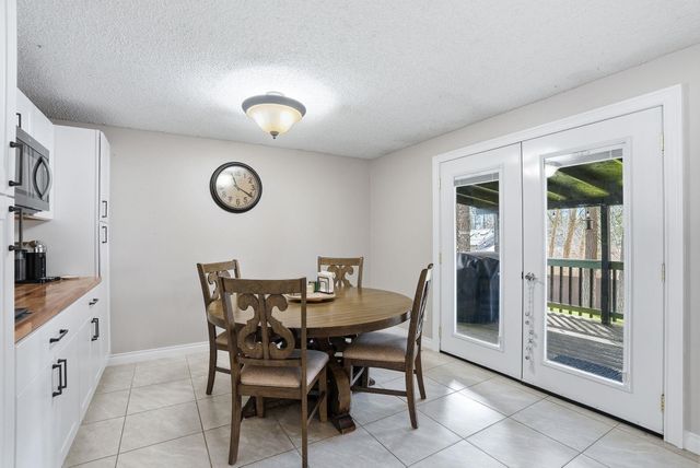 10215 N Woodridge Dr, Spokane, WA 99208