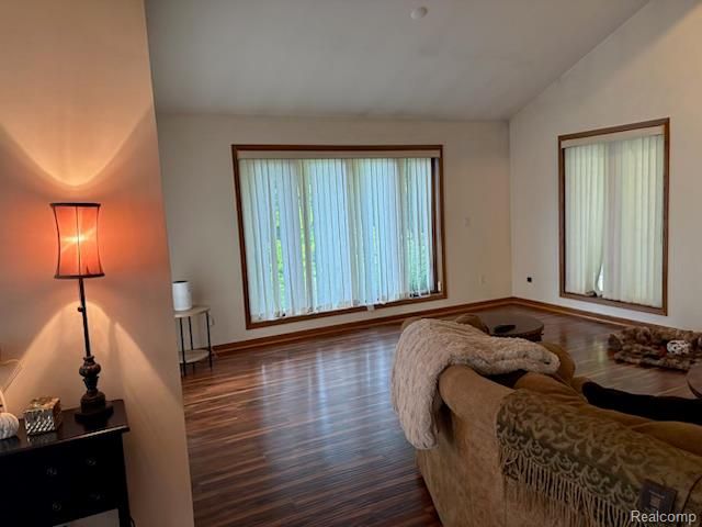 8454 Fawn Valley Drive, Independence Charter Township, MI 48348