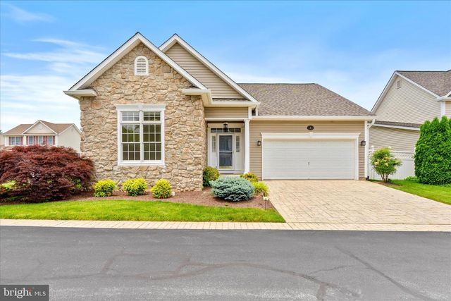 2 DERR LN, Middletown, MD 21769