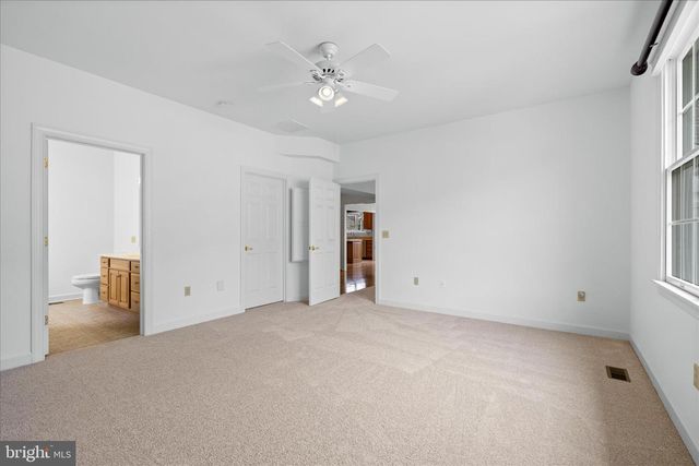 2 DERR LN, Middletown, MD 21769