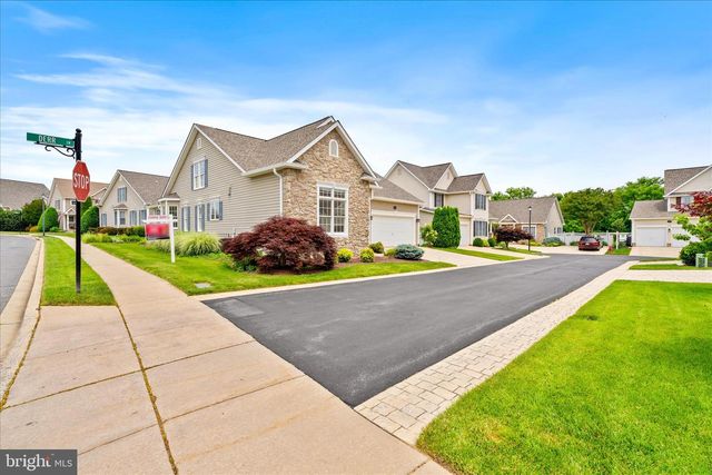 2 DERR LN, Middletown, MD 21769