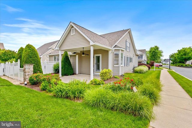 2 DERR LN, Middletown, MD 21769