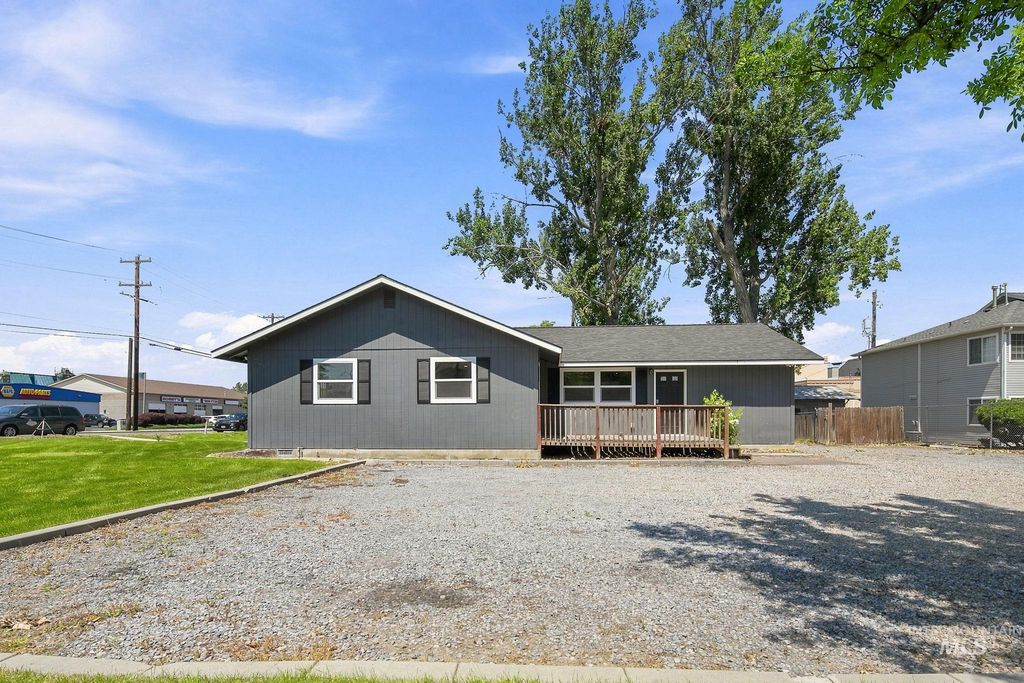 300 N Meridian Rd, Meridian, ID 83642 photo 2