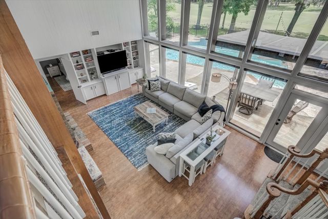 22 Winged Foot Drive, Conroe, TX 77304
